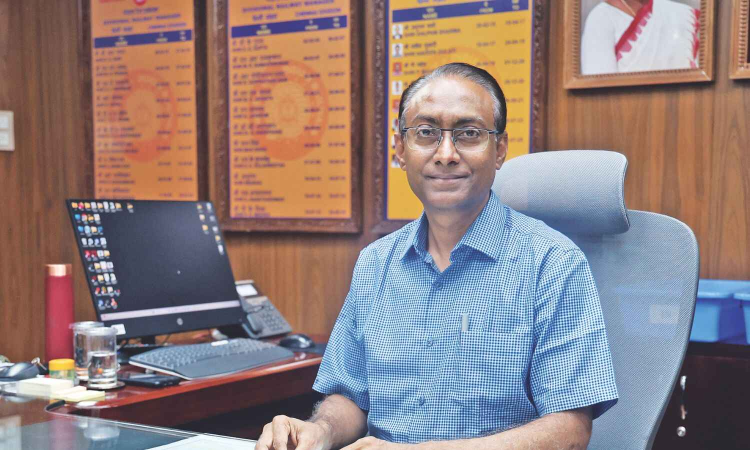 More rakes for Chennai division soon; Kavach to cover South too, says SR’s Shailendra Singh More rakes for Chennai division soon; Kavach to cover South too, says SR’s Shailendra Singh