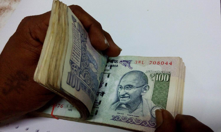 Wages as per UGC norms: Guest lecturers file contempt of court plea against TN govt Wages as per UGC norms: Guest lecturers file contempt of court plea against TN govt