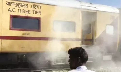 Smoke in Thiruvananthapuram-Chennai express train triggers panic near Arakkonam