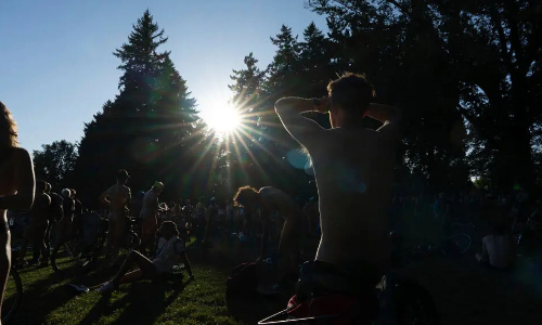 Bare resistance: Trump’s troops meet naked protesters