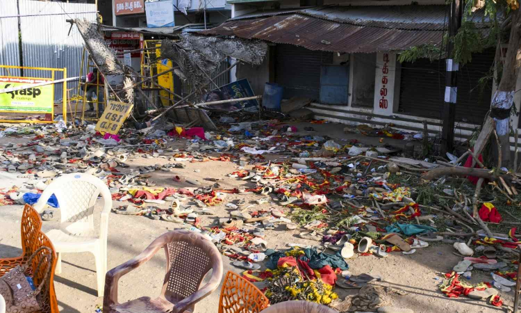 Karur stampede: CBI inquires cops for 2nd day, astrologer causes flutter