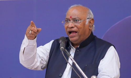 Congress finalises 25 candidates for Bihar Assembly polls, seat-sharing talks continue Congress finalises 25 candidates for Bihar Assembly polls, seat-sharing talks continue