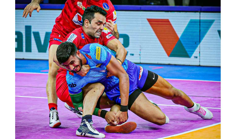 Devank’s Super 10 helps Bengal Warriorz get back to winning ways Devank’s Super 10 helps Bengal Warriorz get back to winning ways