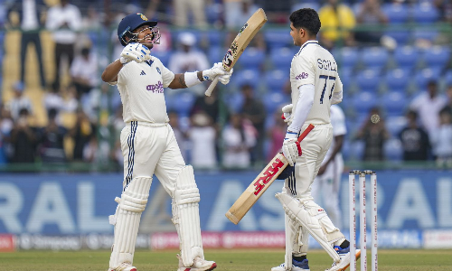 India declare innings at 518/5 against West Indies