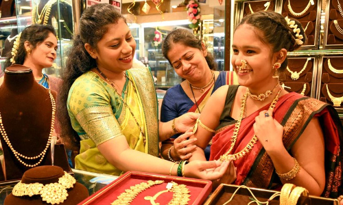 Silver crosses Rs 1.64 lakh level, gold surges by over Rs 2,000 this week