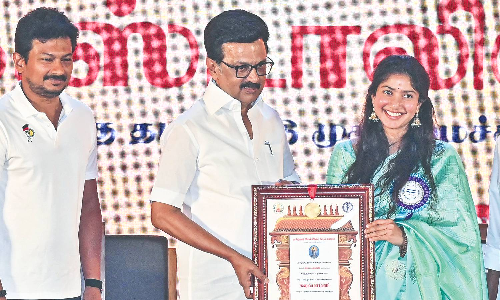 CM Stalin sees artistes as emissaries of Tamil identity