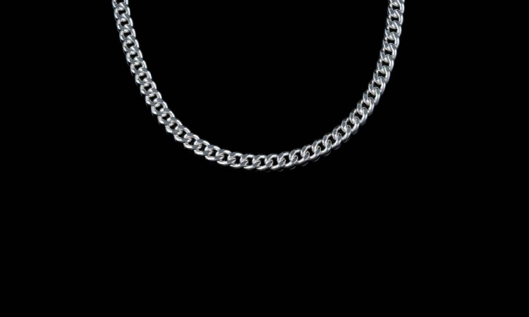 Buyers scramble for silver, jewellers run out of stock Buyers scramble for silver, jewellers run out of stock