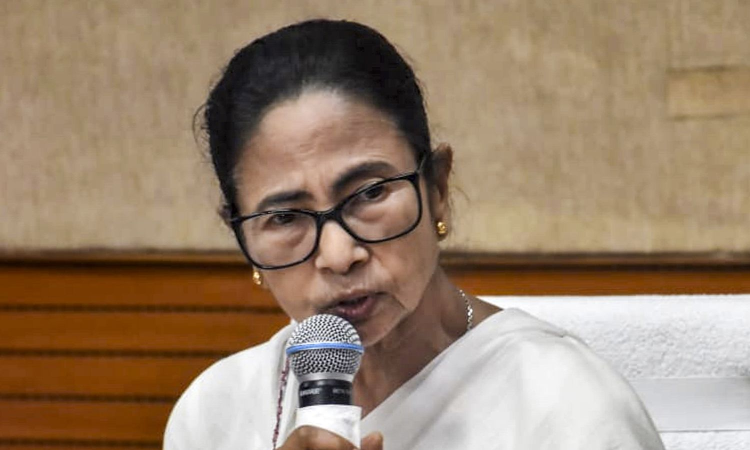 Female students staying in hostels must adhere to rules, mustnt venture out late at night: Mamata