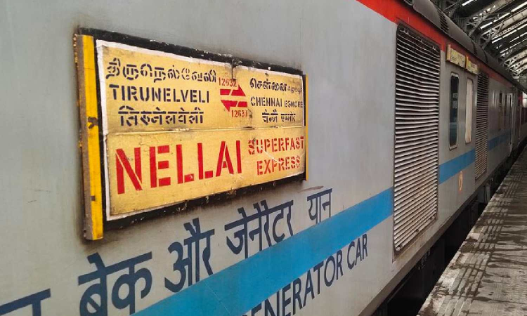 Nellai Express adjudged best maintained train Nellai Express adjudged best maintained train