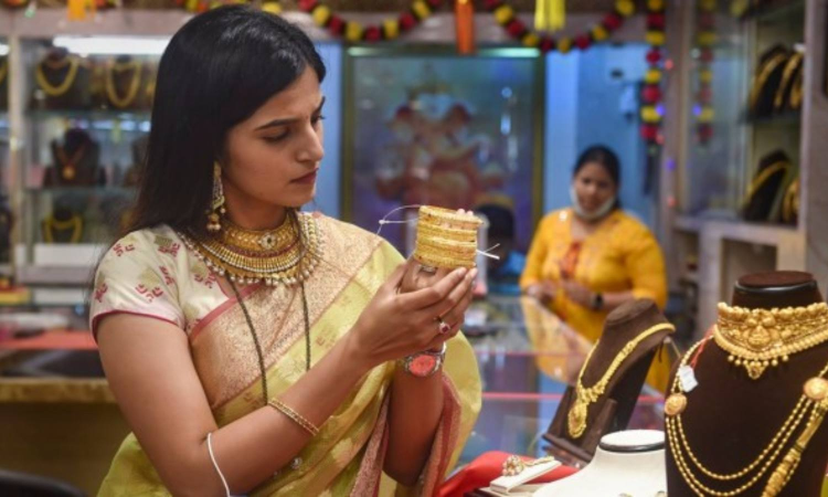 Gold gets cheaper by Rs 1,800, sovereign costs Rs 88,800 in Chennai on October 30, 2025 Gold gets cheaper by Rs 1,800, sovereign costs Rs 88,800 in Chennai on October 30, 2025