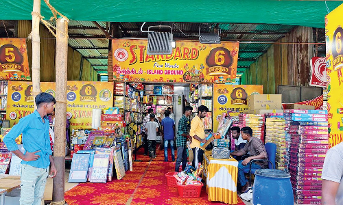Deepavali fever: From Rs 75 to Rs 20,000, Island Grounds has a cracker for everyone Deepavali fever: From Rs 75 to Rs 20,000, Island Grounds has a cracker for everyone