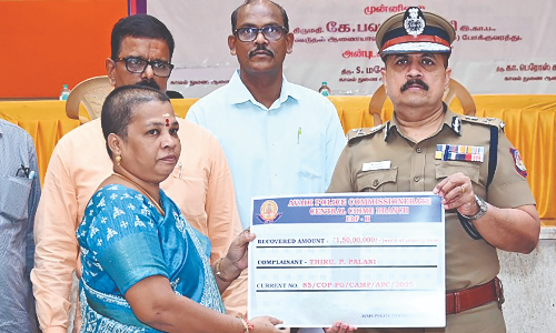 Avadi police return Rs 9.47 crore to victims