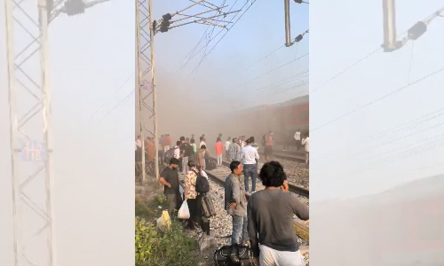 Fire breaks out in Amritsar-Saharsa Garib Rath Express coach; no casualties reported