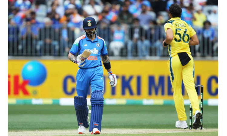 Kohli, Rohit misfire as India labour to 136/9 in rain-hit first ODI against Australia