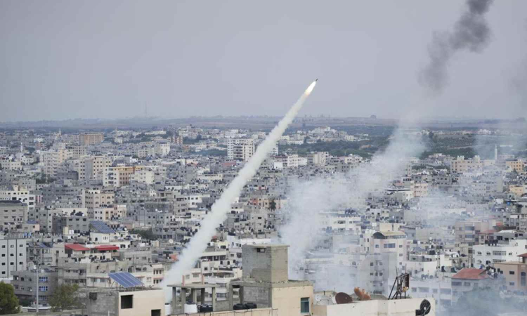 Israel strikes Gaza in first major test of ceasefire