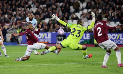Brentford beat West Ham to earn first away win of the season Brentford beat West Ham to earn first away win of the season