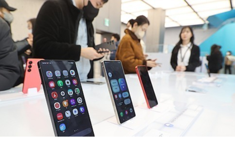 Samsung Electronics to use its own Exynos chip in upcoming Galaxy S26 smartphones