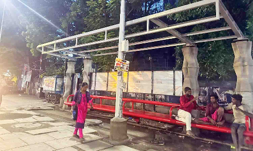 Chennai Citizen Connect: Roofless Agastya Apartment bus stop on TH Road needs quick fix Chennai Citizen Connect: Roofless Agastya Apartment bus stop on TH Road needs quick fix