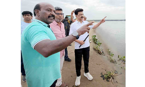 CM Stalin inspects dredging works at Adyar River mouth