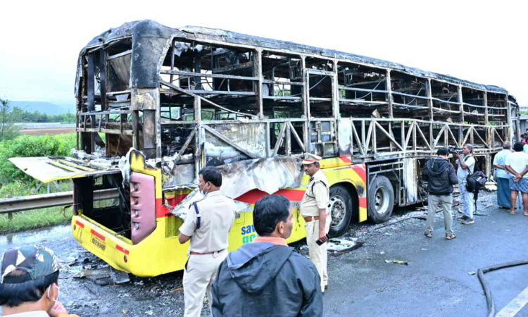 Smartphones explosion may have aggravated Andhra Pradesh bus fire: Police Smartphones explosion may have aggravated Andhra Pradesh bus fire: Police