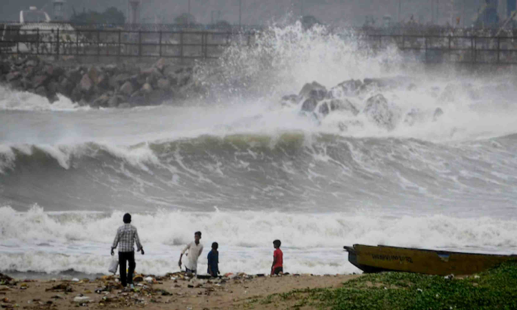 Cyclone Monthas landfall process begins, to cross Andhra coast within 3-4 hours