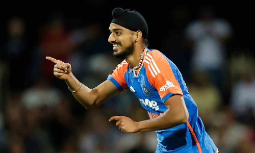 David, Stoinis steer Australia to 186/6, Arshdeep takes three wickets on return David, Stoinis steer Australia to 186/6, Arshdeep takes three wickets on return