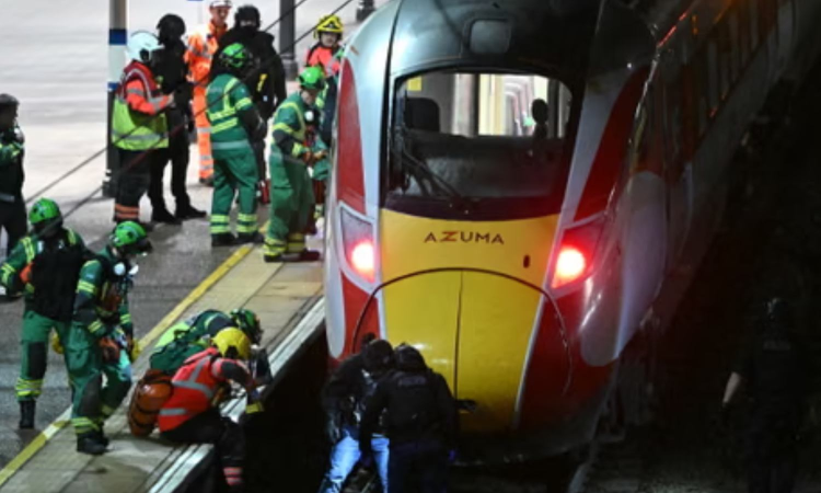 Nine people suffer life-threatening injuries in stabbing attack on UK train, 2 arrested Nine people suffer life-threatening injuries in stabbing attack on UK train, 2 arrested
