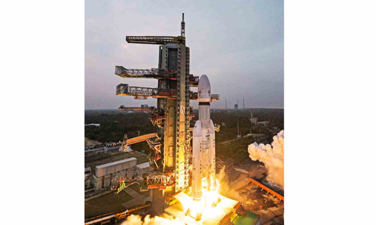 ISRO scripts history as Bahubali rocket injects heaviest satellite in orbit ISRO scripts history as Bahubali rocket injects heaviest satellite in orbit