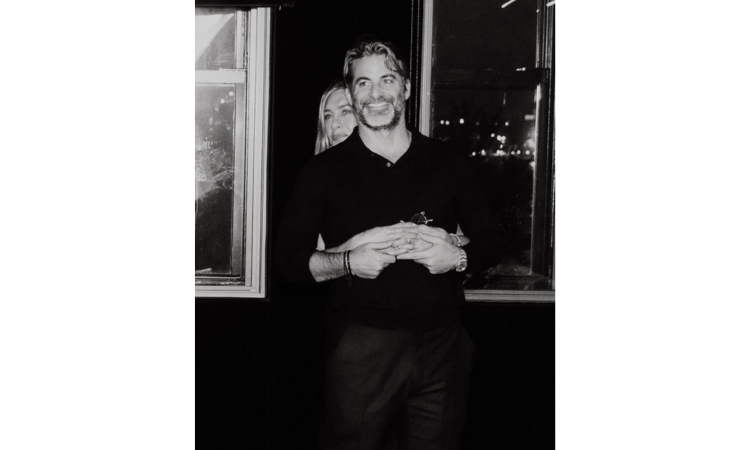 Jennifer Aniston calls boyfriend Jim Curtis My love as the two go Insta official Jennifer Aniston calls boyfriend Jim Curtis My love as the two go Insta official