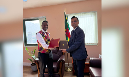 India extends $250,000 aid for five community development projects in Dominica India extends $250,000 aid for five community development projects in Dominica