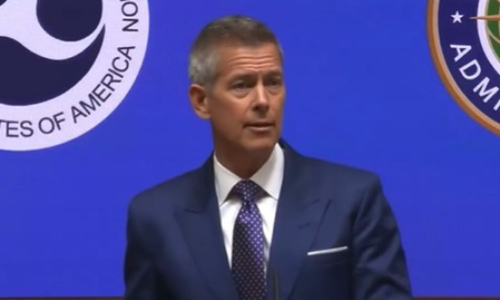 US to cut flight operations by 10 per cent as government shutdown hits air travel US to cut flight operations by 10 per cent as government shutdown hits air travel