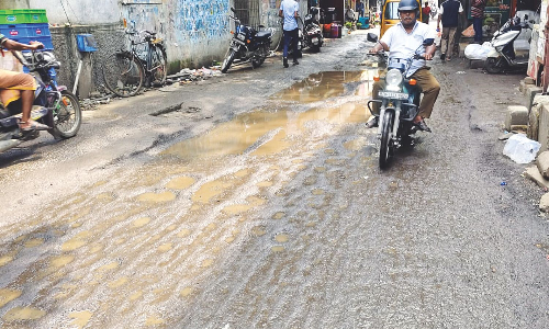 Chennai: Re-laid road on Rameswaram Street damaged after night showers