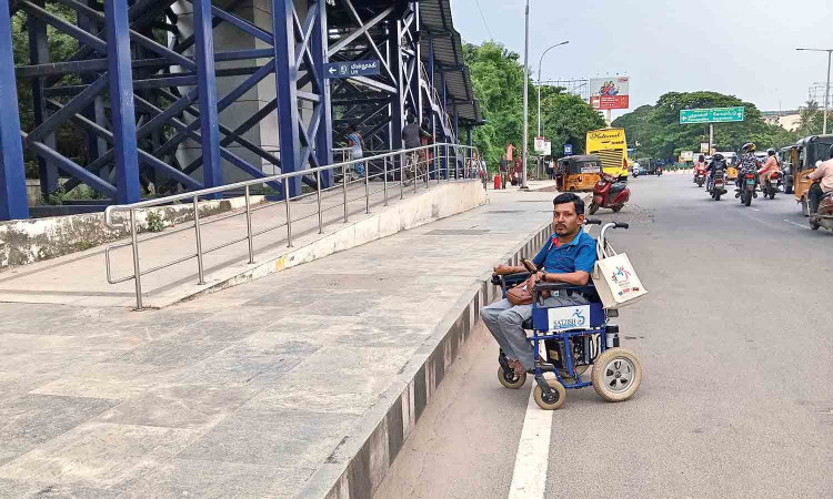 Chennai Citizen Connect: Lack of ramp makes Alandur metro station unfriendly for PwD