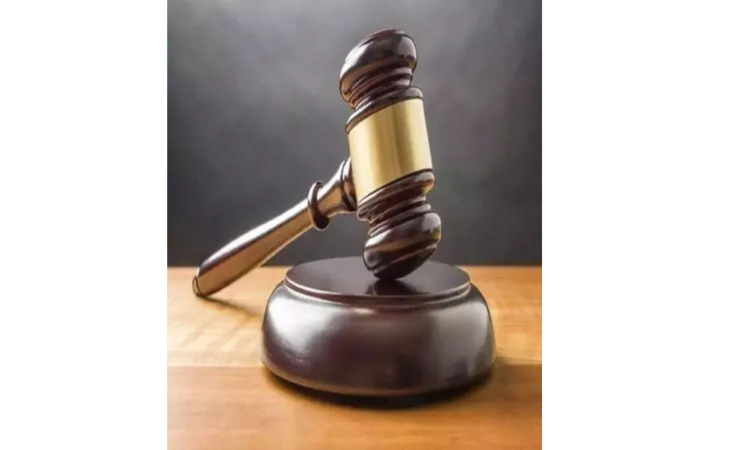 Tyre burst caused accident: Insurance firm told to pay Rs 7 Lakh Tyre burst caused accident: Insurance firm told to pay Rs 7 Lakh