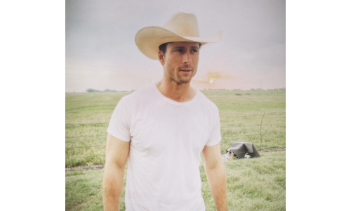 Glen Powell reveals whom he got his ‘running lessons’ from