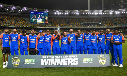 India clinches T20I series 2-1 against Australia as 5th T20I washed out India clinches T20I series 2-1 against Australia as 5th T20I washed out