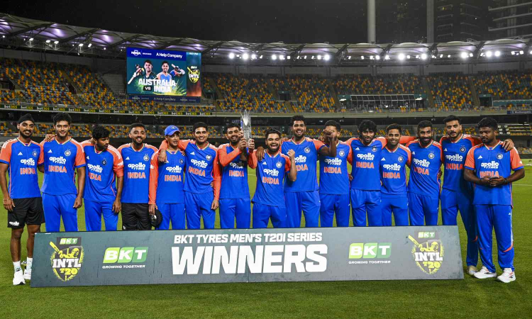 India clinches T20I series 2-1 against Australia as 5th T20I washed out India clinches T20I series 2-1 against Australia as 5th T20I washed out
