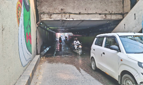 Water stagnation at Pavalavannar subway irks motorists