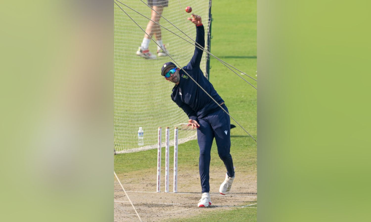 South Africa sharpen spin game in attacking net session ahead of Eden Test South Africa sharpen spin game in attacking net session ahead of Eden Test
