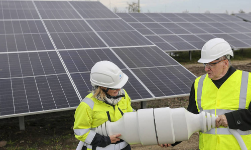 Low-carbon economy: The key to unlocking private climate finance Low-carbon economy: The key to unlocking private climate finance