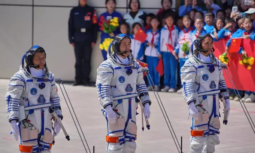 Chinas stranded astronauts returning from space station on spacecraft that brought new crew