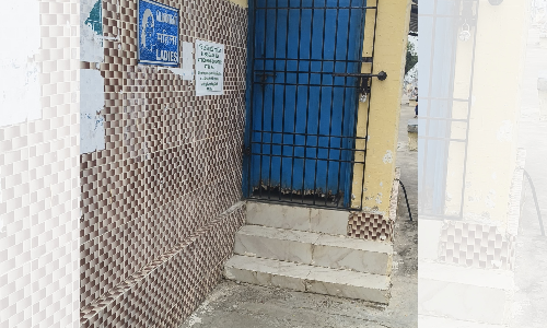 Public flag non-functional toilets at Tiruvallur railway station