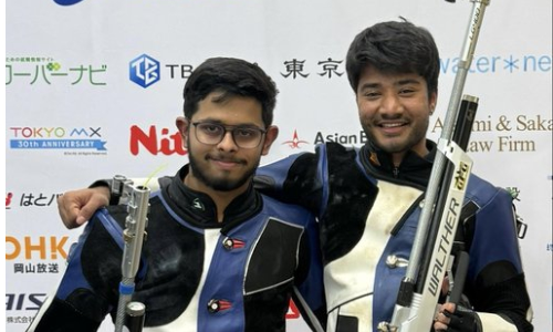 Indias Dhanush wins air rifle gold, Murtaza settles for silver in Deaflympics