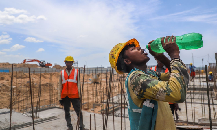 Sparse info, lax response: Nobody really knows how many people die in India from hot weather