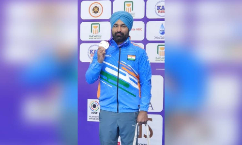 Gurpreet wins silver in 25m pistol; India finished third in final standings Gurpreet wins silver in 25m pistol; India finished third in final standings
