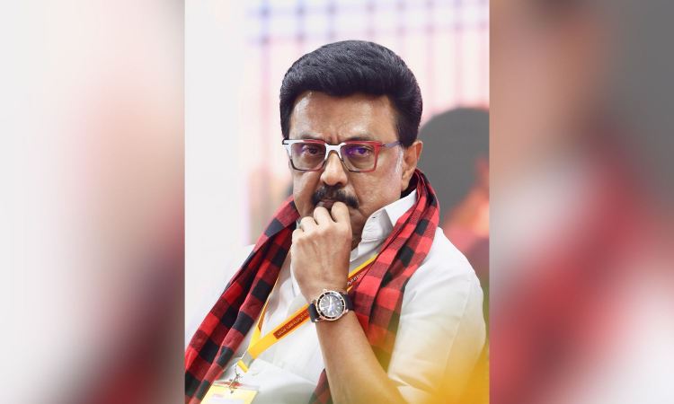 Upgrade facilities, follow up on patient referral at Nalam Kaakkum camps, says CM Stalin