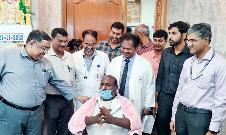 RGGGH doctors remove knife from man’s throat in rare life-saving surgery