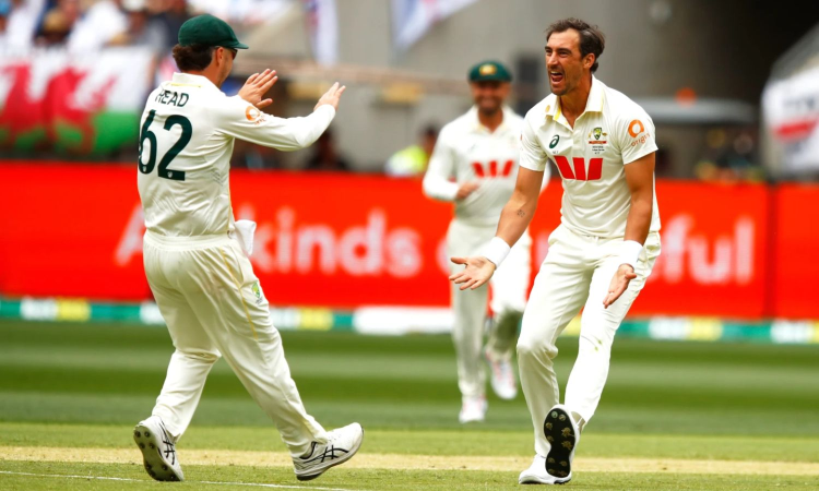 England extends lead to 99 runs at lunch in Ashes opener