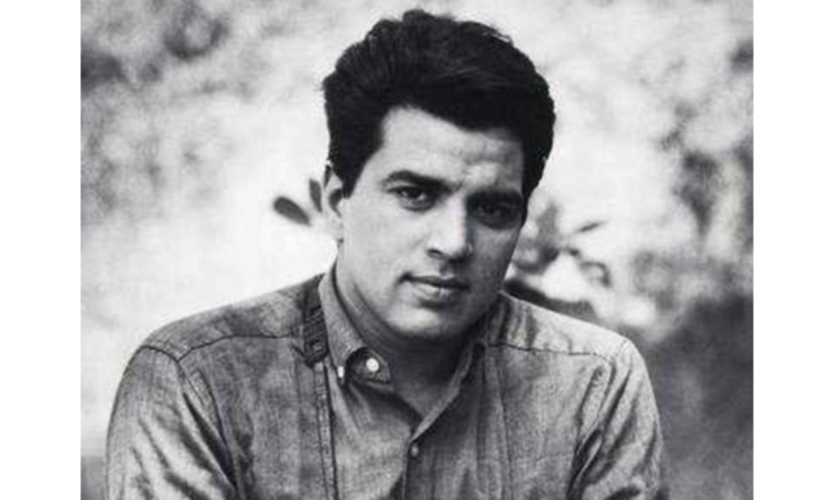 When a young starstruck Dharmendra intruded into Dilip Kumars home!