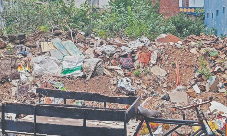 Chennai Citizen Connect: Residents cry foul as abandoned land turns into dumping ground in Korukkupet